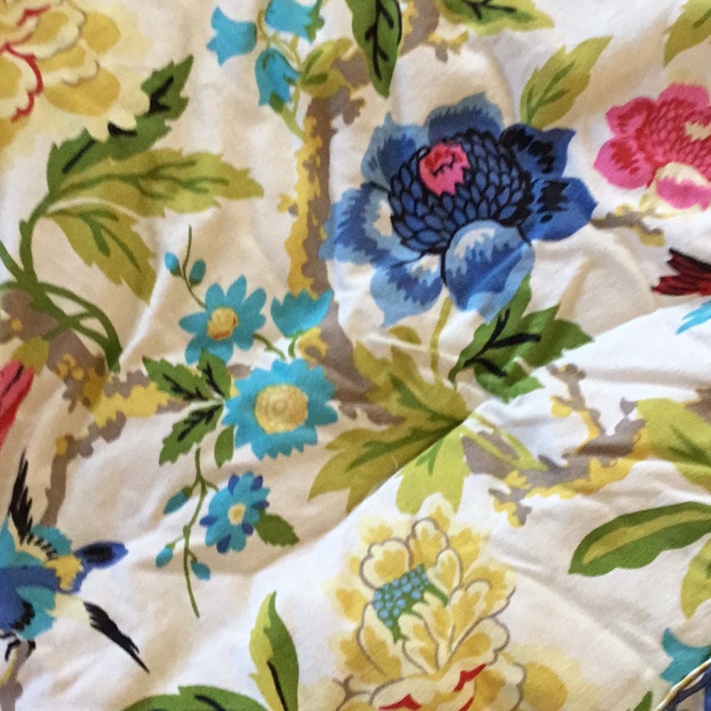 King size reverse coverlet and two shams Waverly made